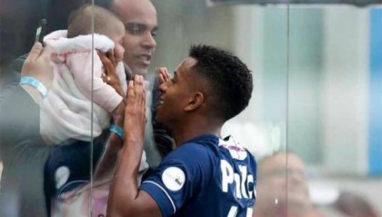 NBA直播-揭秘：罗德里戈父亲曾踢右后卫 儿子21岁 他37岁